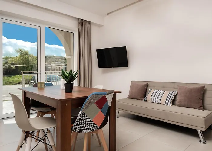 Katsaros Luxury Apts II 5 Min Walk To Beach