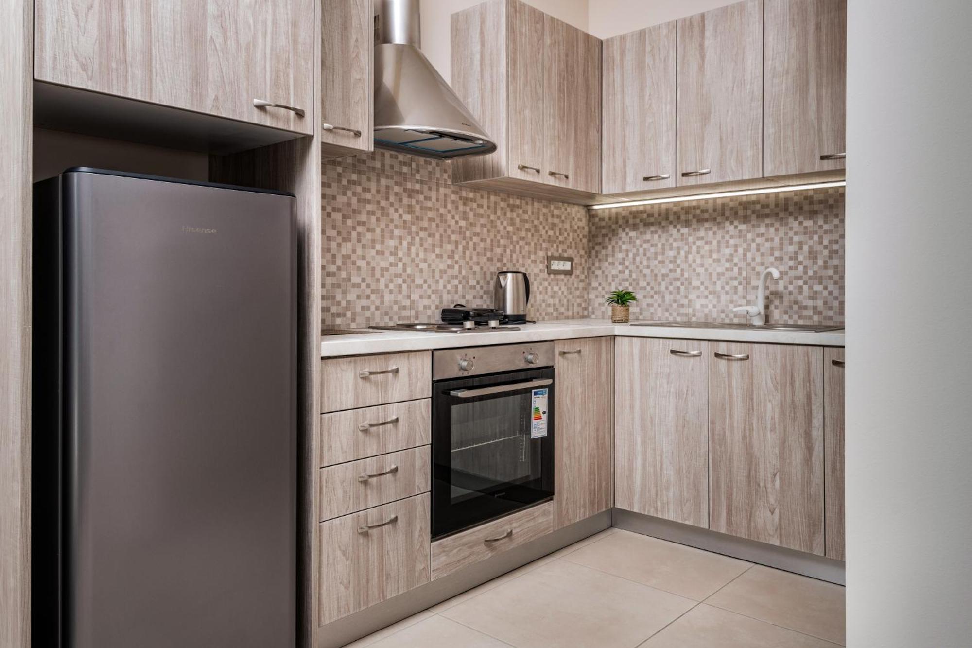 Katsaros Luxury Apts Ii 5 Min Walk To