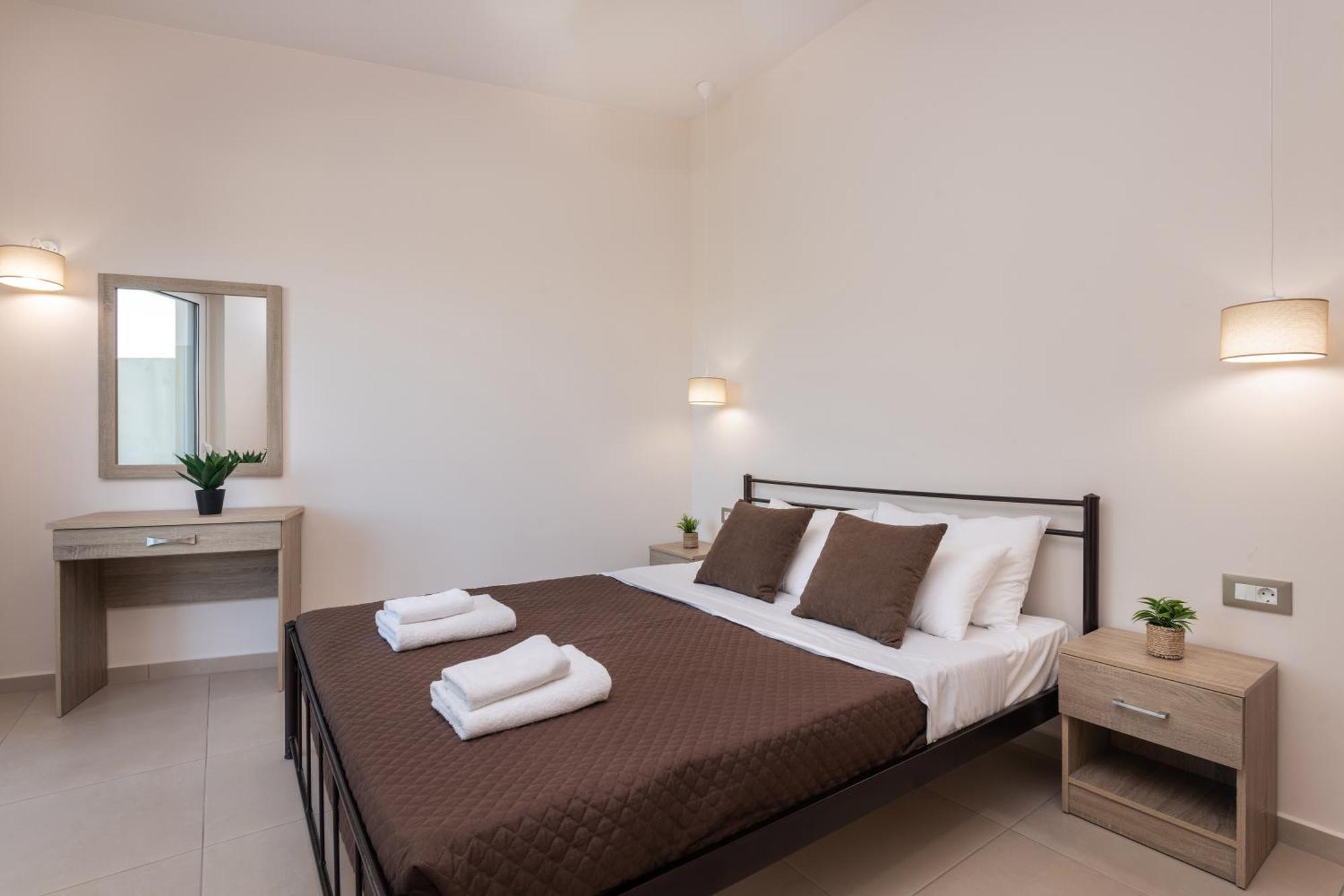 Katsaros Luxury Apts Ii 5 Min Walk To Apartmán *